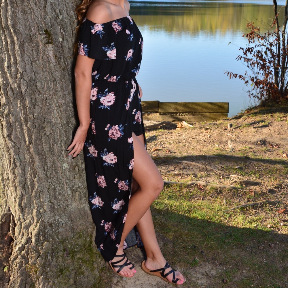 Flower- off the shoulder dress